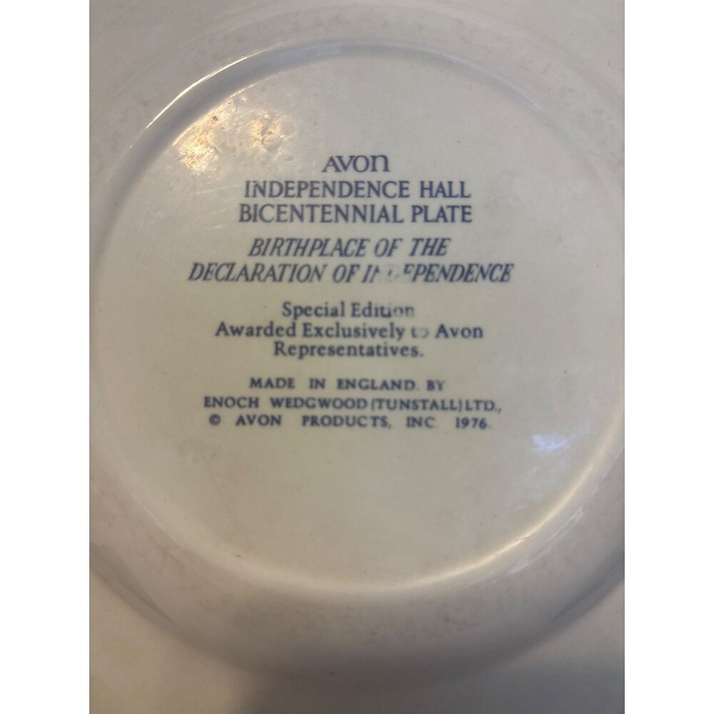 Avon Independence Hall Bicentennial Plate Special Edition Wedgwood England 1976 - Picture 4 of 4